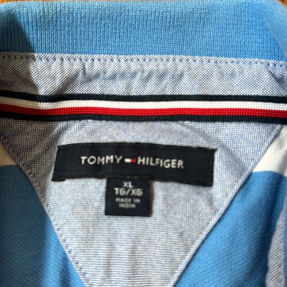 Men’s Hilfiger Stipe Polo - Picture 3 of 6